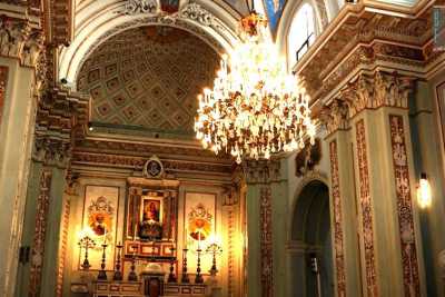 Santa Maria del Carmine: alla scoperta della chiesa pi� sfarzosa di Bari Vecchia